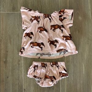 Milkbarn Baby Horse Print Top and Bloomer Set 3-6M